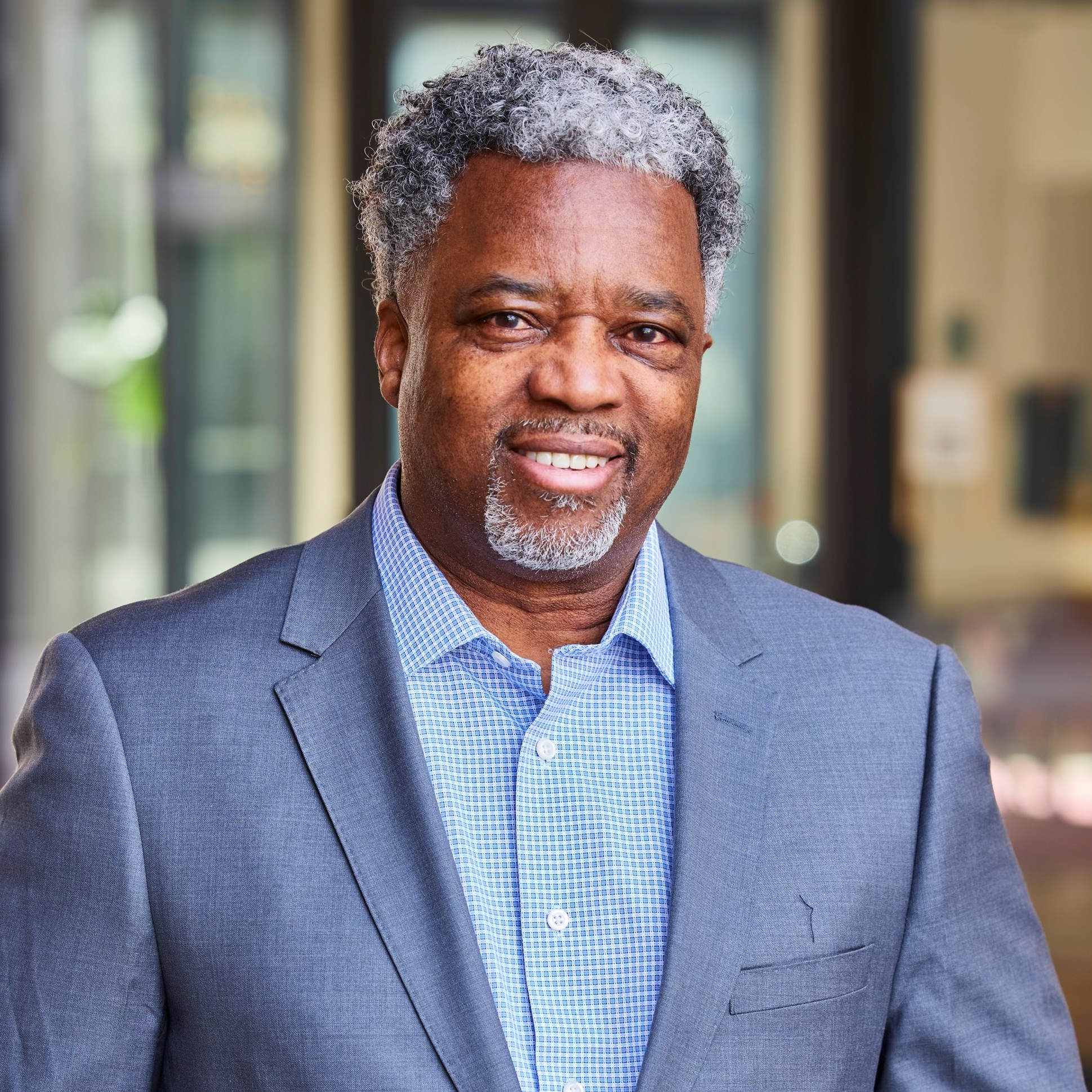 Pathways LA Welcomes  Director of Finance Raymond Scott